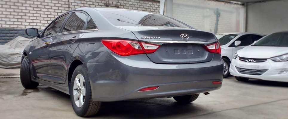 Hyundai Sonata Y20 : 2013/2014. GLP original de fábrica, Seis Airbags, Frenos ABS, Full Equipo. Precio Negociable