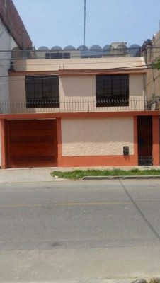 Casa en venta, Los Olivos, Lima