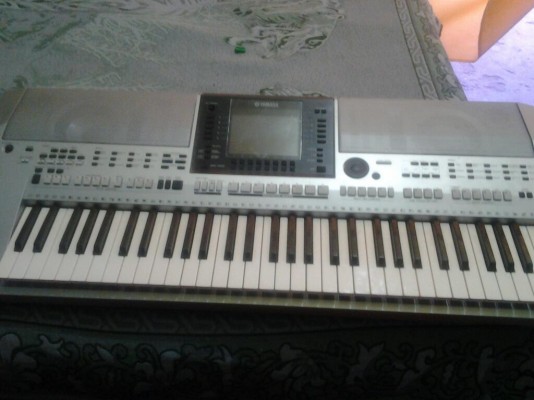 Remato mi teclado yamaha psr s900 5 oct